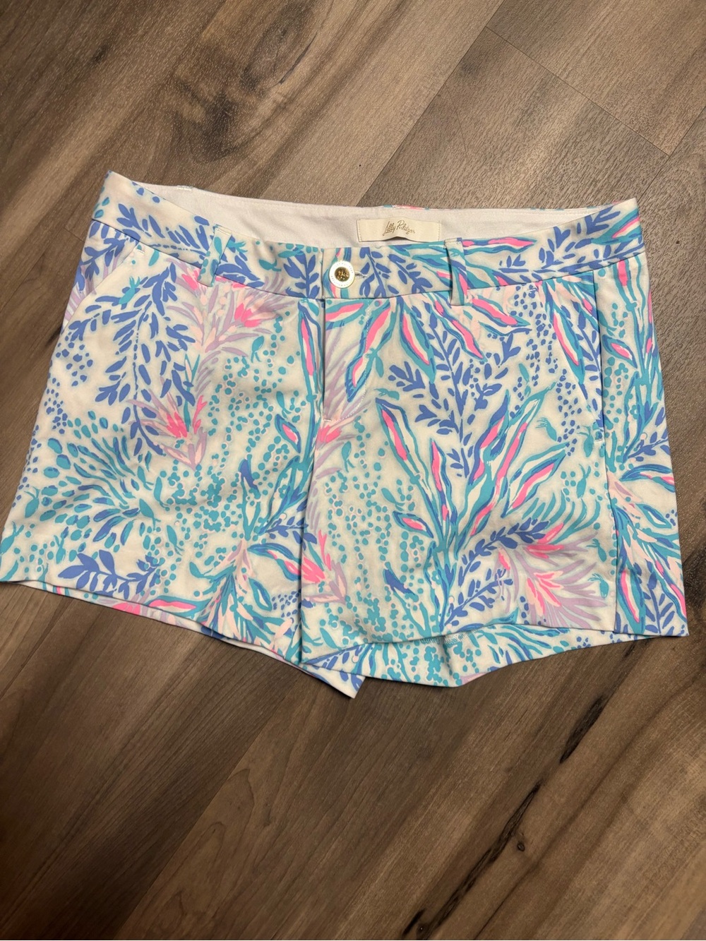 NWT Lilly Pulitzer Callahan shorts via Del Mar size 8